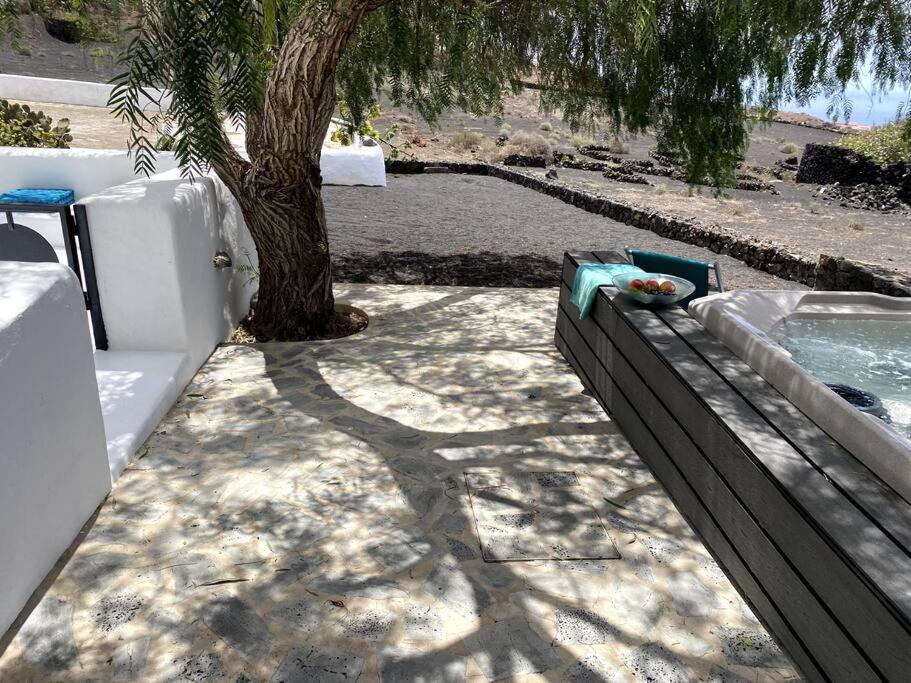 Cosy Finca, Sea Views, Jacuzzi La Asomada (Lanzarote) Exterior foto