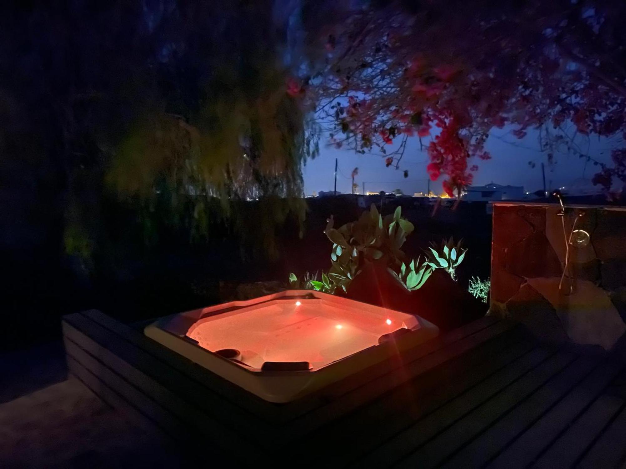Cosy Finca, Sea Views, Jacuzzi La Asomada (Lanzarote) Exterior foto